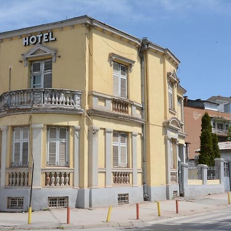 Hotel Garni Štip 外观 照片